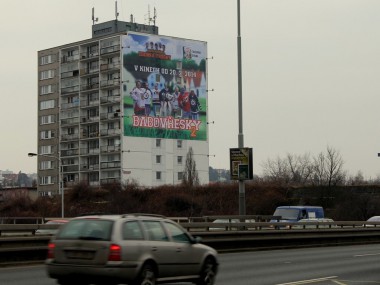 Obrázek pro článek - Babovřesky 2 slibují zábavu prostřednictvím štítových ploch