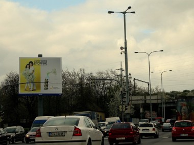 Obrázek pro článek - Centrum Černý most představuje v dubnu nový vizuál s jarním motivem