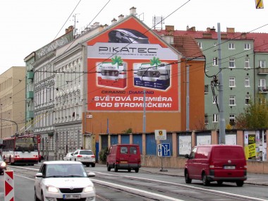 Obrázek pro článek - Nová nanokosmetika Pikatec na reklamních plochách v Praze i Brně