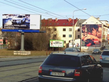 Obrázek pro článek - CarTec Group představuje novou řadu vozů BMW xDrive na reklamních plochách v Ostravě
