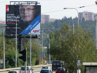Obrázek pro článek - ANO2011 poprvé v outdoorové reklamě