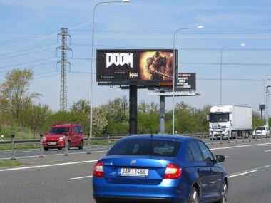 Obrázek pro článek - Legendární počítačová hra DOOM hlásí svůj návrat na bigboardech po celé Praze