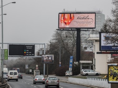 Obrázek pro článek - Únorová pozvánka na výstavu Příběh křišťálu Moser