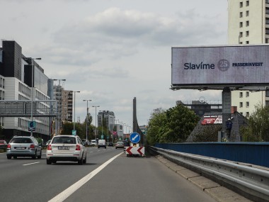 Obrázek pro článek - Developerská společnost Passerinvest slaví 25. výročí DOOH kampaní