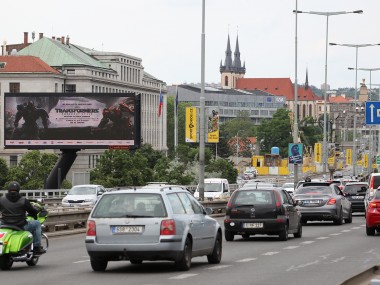 Obrázek pro článek - Pátý díl akční sci-fi série Transformers slibuje napínavou podívanou - v kinech už od června
