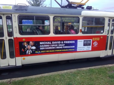 Obrázek pro článek - Koncert legendy české popové hudby -  komunikace na tramvajích a MHD po celé Praze a dále