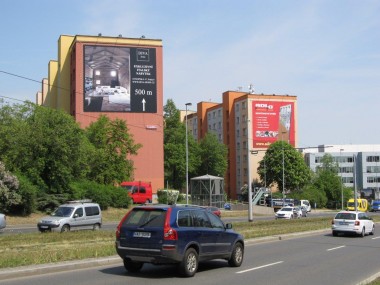 Obrázek pro článek - Plachta na Evropské pro prodejnu italského nábytku