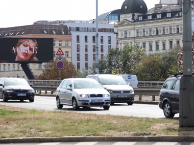 Obrázek pro článek - Módní bible přichází do Česka a na Slovensko