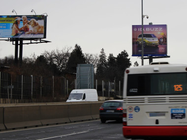 Obrázek pro článek - Specialista na bazény ALBIXON na bigboardech po Praze