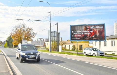 Nová doba, podnikatelé! Kampaň UniCredit Bank na billboardech Nová doba, podnikatelé! Kampaň UniCredit Bank na billboardech