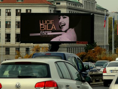 Obrázek pro článek - Lucie Bílá zve OOH komunikací na své podzimní turné